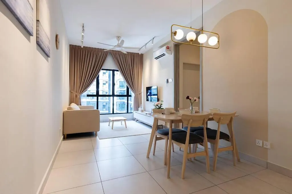 Cozy House Majestic Maxim Cheras Connaught 夜市中文房东 Kuala Lumpur Apartment